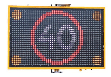 VMS_H » Highway 1 LED electronic sign displaying the number 40 inside a red circle (speed limit sign) in a yellow-framed board.